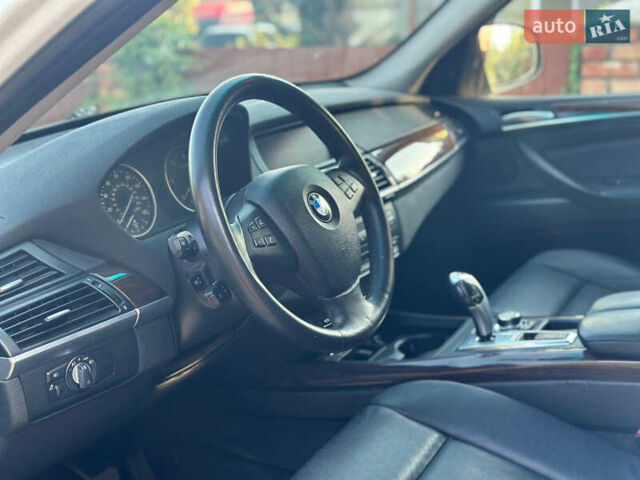 Білий БМВ Х5, об'ємом двигуна 0 л та пробігом 318 тис. км за 13750 $, фото 6 на Automoto.ua