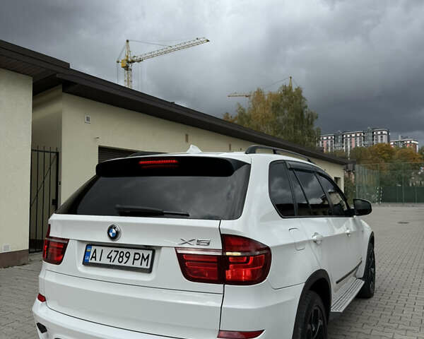Білий БМВ Х5, об'ємом двигуна 3 л та пробігом 245 тис. км за 16400 $, фото 4 на Automoto.ua