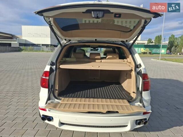 Белый БМВ Х5, объемом двигателя 2.98 л и пробегом 189 тыс. км за 13999 $, фото 26 на Automoto.ua