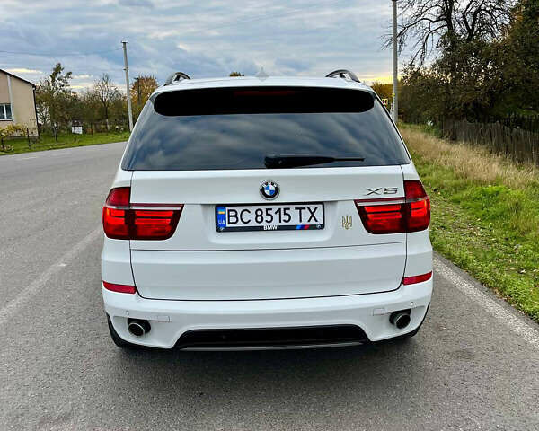 Белый БМВ Х5, объемом двигателя 2.99 л и пробегом 307 тыс. км за 15900 $, фото 7 на Automoto.ua