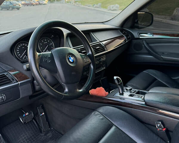 Білий БМВ Х5, об'ємом двигуна 2.98 л та пробігом 167 тис. км за 15300 $, фото 13 на Automoto.ua