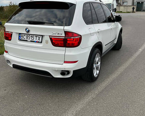 Белый БМВ Х5, объемом двигателя 2.99 л и пробегом 307 тыс. км за 15900 $, фото 22 на Automoto.ua