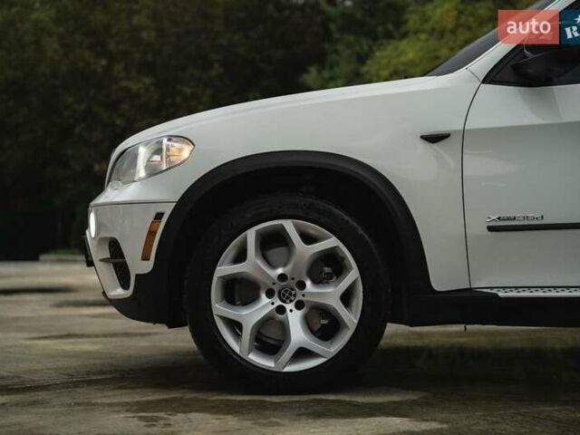 Білий БМВ Х5, об'ємом двигуна 2.99 л та пробігом 202 тис. км за 21500 $, фото 10 на Automoto.ua