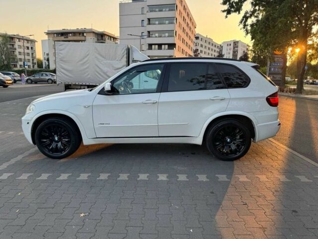 Белый БМВ Х5, объемом двигателя 3 л и пробегом 187 тыс. км за 4350 $, фото 2 на Automoto.ua