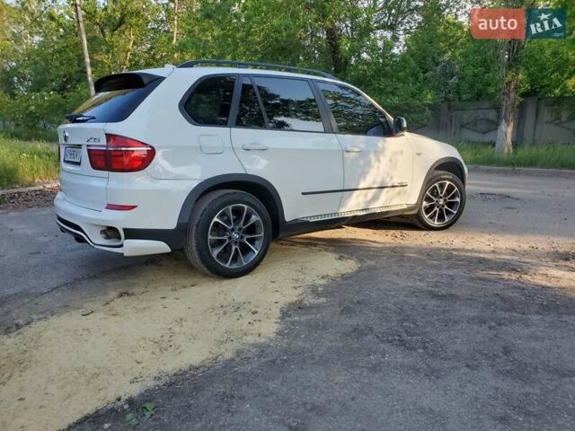 Белый БМВ Х5, объемом двигателя 3 л и пробегом 238 тыс. км за 18999 $, фото 10 на Automoto.ua