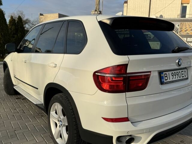 Белый БМВ Х5, объемом двигателя 3 л и пробегом 204 тыс. км за 19500 $, фото 4 на Automoto.ua