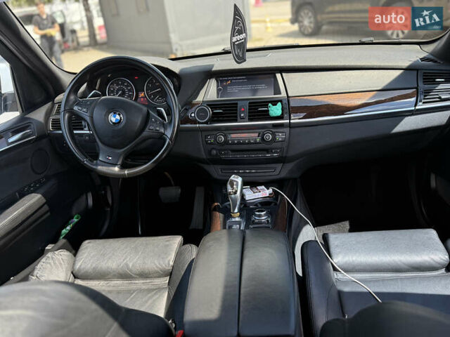 Белый БМВ Х5, объемом двигателя 2.98 л и пробегом 267 тыс. км за 19500 $, фото 11 на Automoto.ua