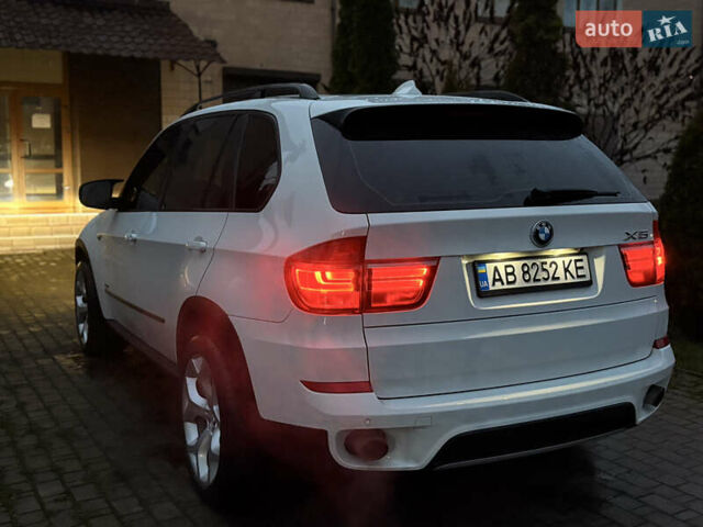 Белый БМВ Х5, объемом двигателя 3 л и пробегом 264 тыс. км за 10900 $, фото 3 на Automoto.ua