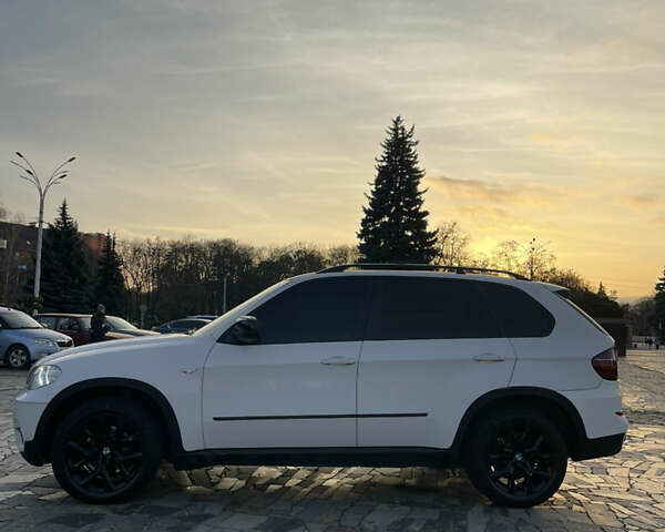 Белый БМВ Х5, объемом двигателя 2.98 л и пробегом 238 тыс. км за 13800 $, фото 4 на Automoto.ua