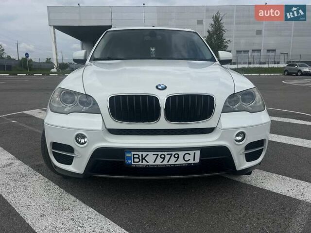 Белый БМВ Х5, объемом двигателя 3 л и пробегом 189 тыс. км за 21500 $, фото 16 на Automoto.ua