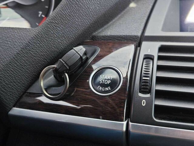 Белый БМВ Х5, объемом двигателя 3 л и пробегом 148 тыс. км за 17000 $, фото 20 на Automoto.ua