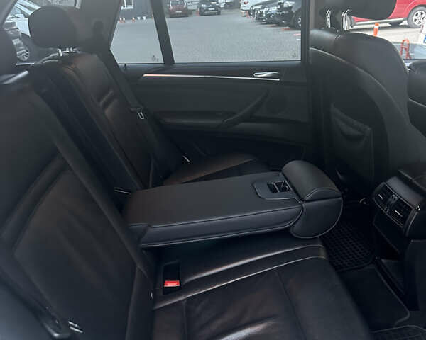 Білий БМВ Х5, об'ємом двигуна 2.99 л та пробігом 190 тис. км за 17500 $, фото 22 на Automoto.ua