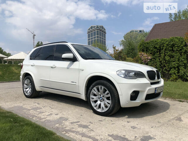 Белый БМВ Х5, объемом двигателя 3 л и пробегом 190 тыс. км за 17000 $, фото 3 на Automoto.ua