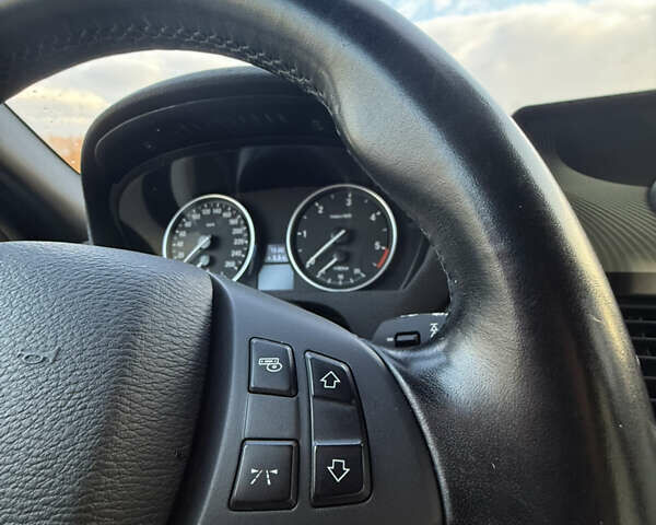 Белый БМВ Х5, объемом двигателя 3 л и пробегом 245 тыс. км за 22750 $, фото 66 на Automoto.ua