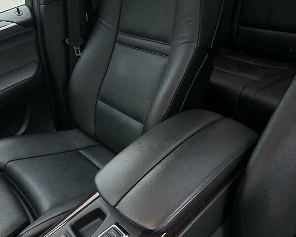 Белый БМВ Х5, объемом двигателя 2.99 л и пробегом 270 тыс. км за 19200 $, фото 55 на Automoto.ua