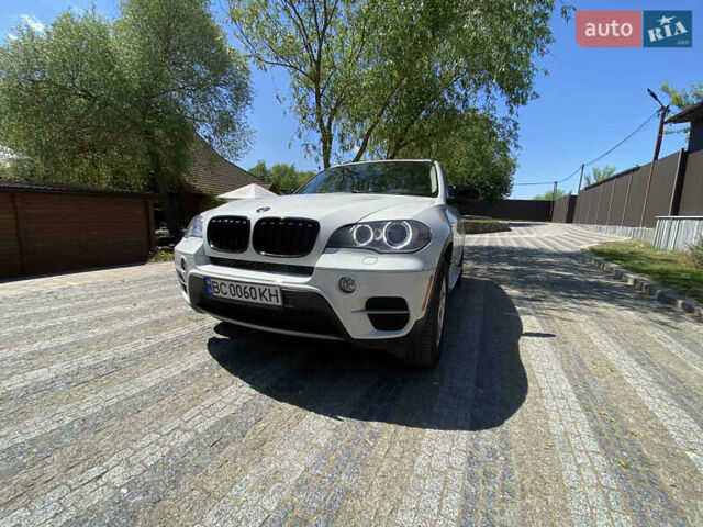 Білий БМВ Х5, об'ємом двигуна 2.99 л та пробігом 200 тис. км за 17100 $, фото 3 на Automoto.ua