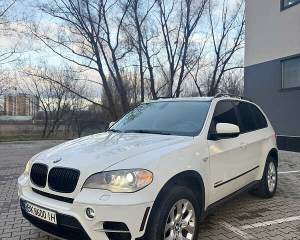 Белый БМВ Х5, объемом двигателя 2.99 л и пробегом 259 тыс. км за 16400 $, фото 35 на Automoto.ua