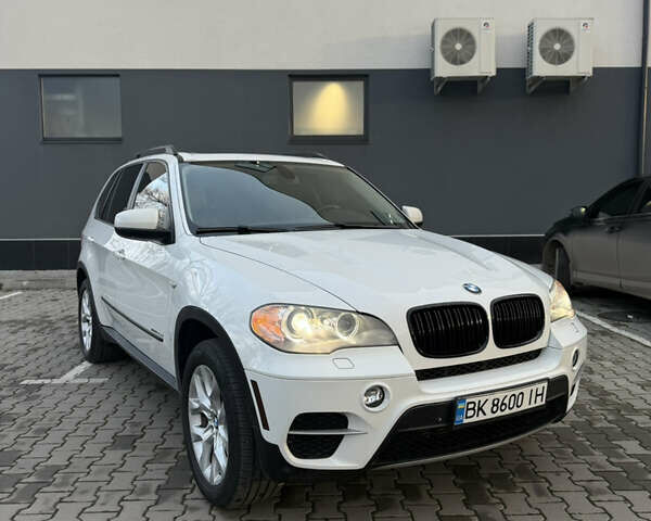 Белый БМВ Х5, объемом двигателя 2.99 л и пробегом 259 тыс. км за 16400 $, фото 25 на Automoto.ua