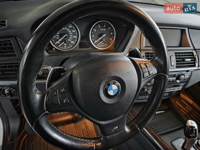 Білий БМВ Х5, об'ємом двигуна 2.98 л та пробігом 175 тис. км за 15999 $, фото 32 на Automoto.ua