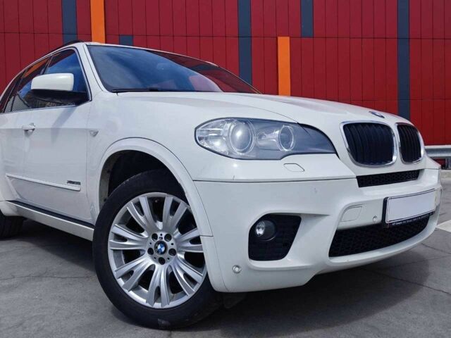 Белый БМВ Х5, объемом двигателя 3 л и пробегом 148 тыс. км за 17000 $, фото 3 на Automoto.ua