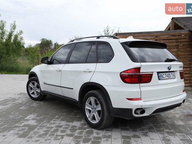 Белый БМВ Х5, объемом двигателя 3 л и пробегом 244 тыс. км за 17500 $, фото 4 на Automoto.ua
