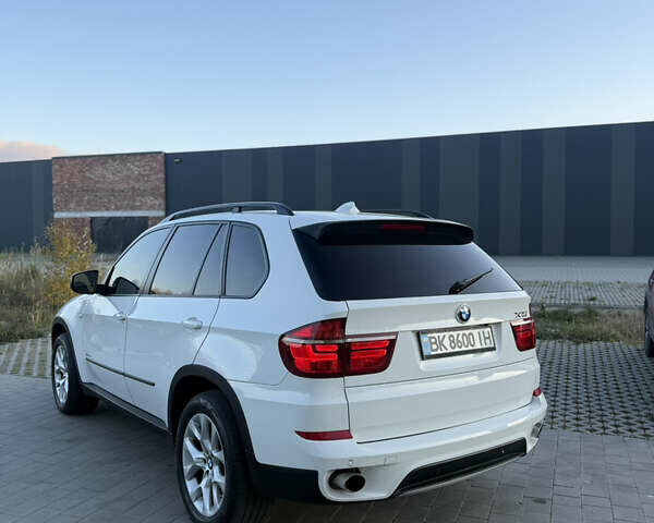 Білий БМВ Х5, об'ємом двигуна 2.99 л та пробігом 259 тис. км за 16000 $, фото 77 на Automoto.ua