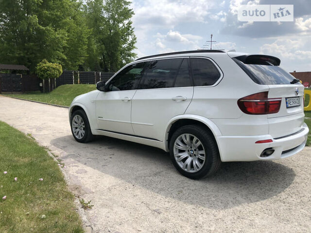 Белый БМВ Х5, объемом двигателя 3 л и пробегом 190 тыс. км за 17000 $, фото 12 на Automoto.ua