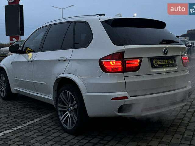 Белый БМВ Х5, объемом двигателя 3 л и пробегом 325 тыс. км за 13700 $, фото 4 на Automoto.ua