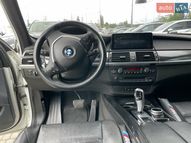 Белый БМВ Х5, объемом двигателя 2.98 л и пробегом 226 тыс. км за 14000 $, фото 8 на Automoto.ua