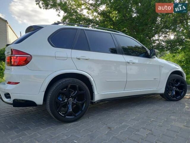 Белый БМВ Х5, объемом двигателя 2.98 л и пробегом 133 тыс. км за 19500 $, фото 20 на Automoto.ua