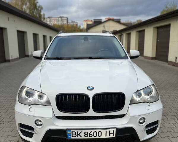 Білий БМВ Х5, об'ємом двигуна 2.99 л та пробігом 259 тис. км за 16000 $, фото 82 на Automoto.ua