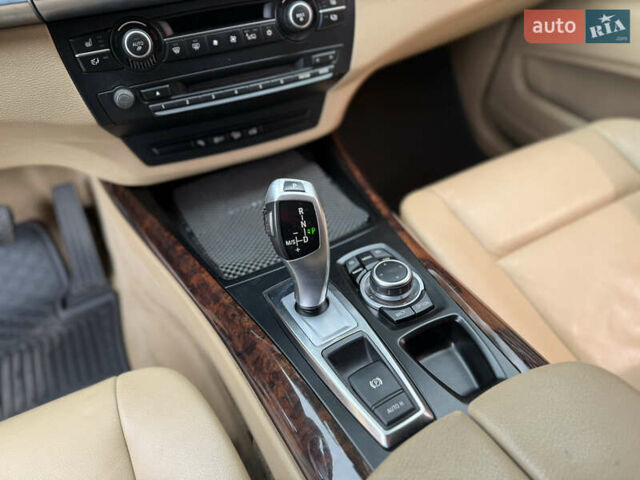 Белый БМВ Х5, объемом двигателя 2.99 л и пробегом 216 тыс. км за 17900 $, фото 18 на Automoto.ua