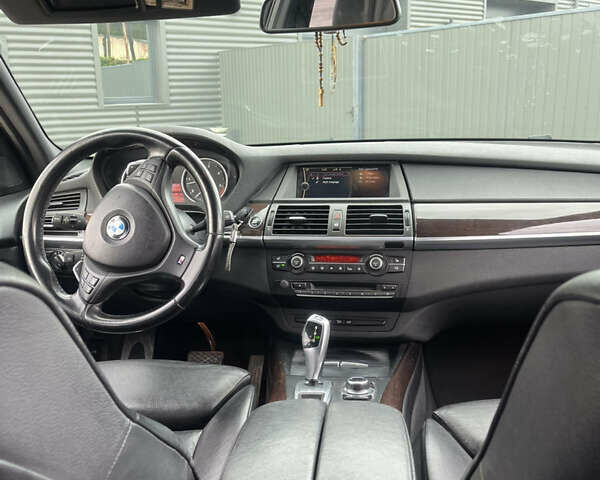 БМВ Х5 2012 в Ивано-Франковске на Automoto.ua Белый БМВ Х5, объемом двигателя 3 л и пробегом 265 тыс. км за 19900 $, фото 19 на Automoto.ua