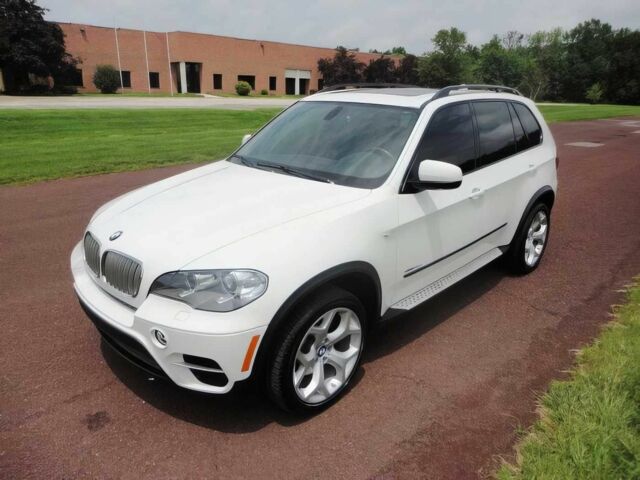 БМВ Х5 2012 в Днепре (Днепропетровске) на Automoto.ua Белый БМВ Х5, объемом двигателя 3 л и пробегом 103 тыс. км за 3500 $, фото 2 на Automoto.ua