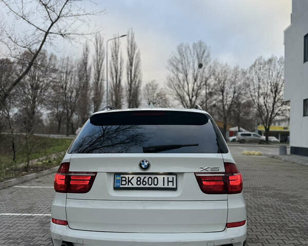 Белый БМВ Х5, объемом двигателя 2.99 л и пробегом 259 тыс. км за 16400 $, фото 43 на Automoto.ua
