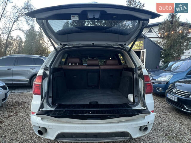 Белый БМВ Х5, объемом двигателя 2.98 л и пробегом 171 тыс. км за 12500 $, фото 19 на Automoto.ua