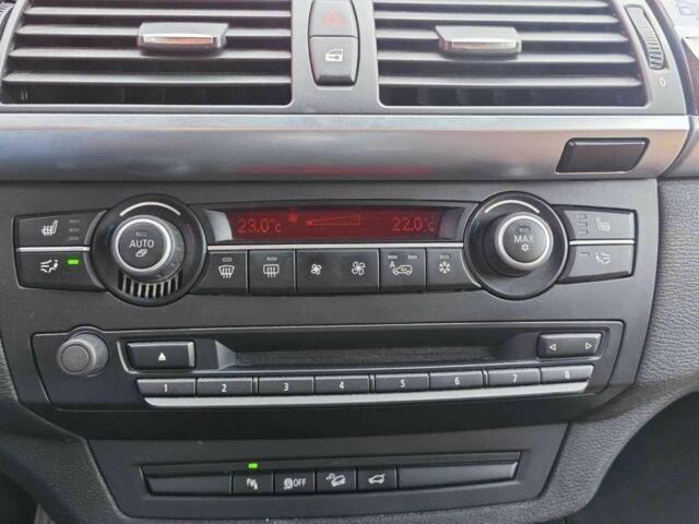 Белый БМВ Х5, объемом двигателя 3 л и пробегом 148 тыс. км за 17000 $, фото 17 на Automoto.ua