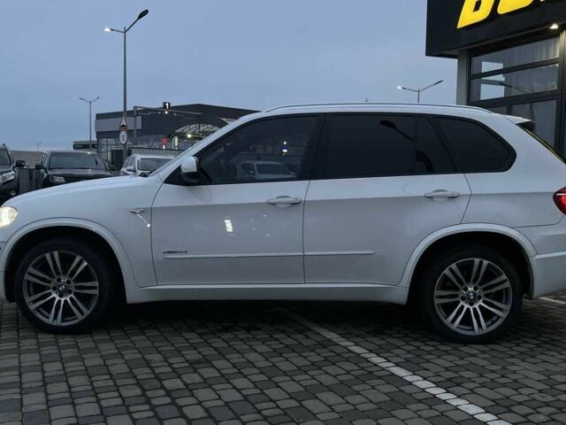 Белый БМВ Х5, объемом двигателя 3 л и пробегом 325 тыс. км за 13700 $, фото 3 на Automoto.ua