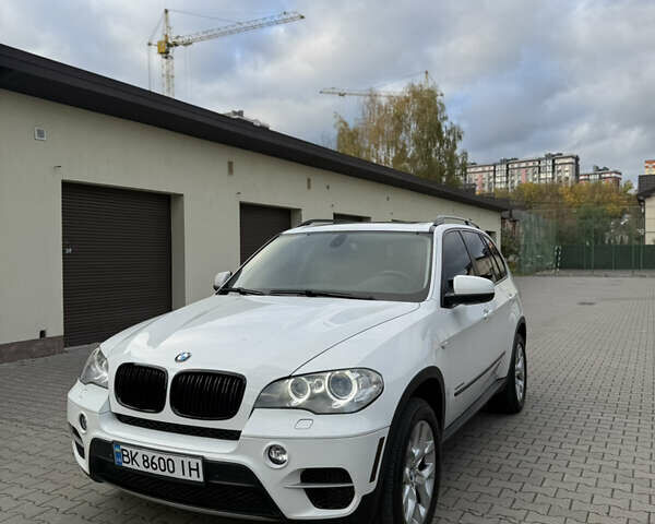 Белый БМВ Х5, объемом двигателя 2.99 л и пробегом 259 тыс. км за 16500 $, фото 64 на Automoto.ua