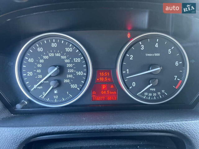 Белый БМВ Х5, объемом двигателя 2.98 л и пробегом 152 тыс. км за 20500 $, фото 17 на Automoto.ua