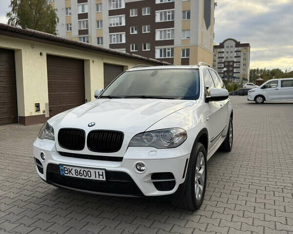 Белый БМВ Х5, объемом двигателя 2.99 л и пробегом 259 тыс. км за 16500 $, фото 88 на Automoto.ua