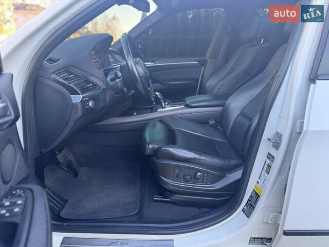 Белый БМВ Х5, объемом двигателя 3 л и пробегом 234 тыс. км за 15800 $, фото 42 на Automoto.ua