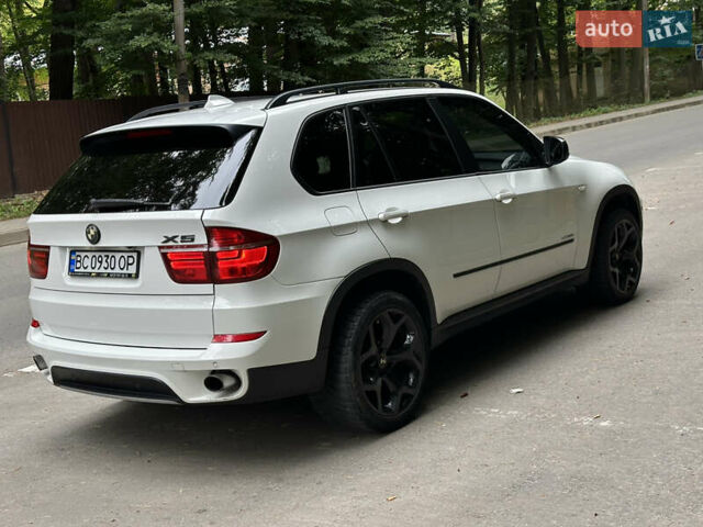 Белый БМВ Х5, объемом двигателя 3 л и пробегом 251 тыс. км за 17500 $, фото 4 на Automoto.ua