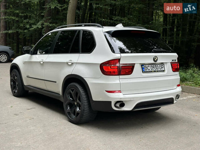 Белый БМВ Х5, объемом двигателя 3 л и пробегом 251 тыс. км за 17500 $, фото 6 на Automoto.ua