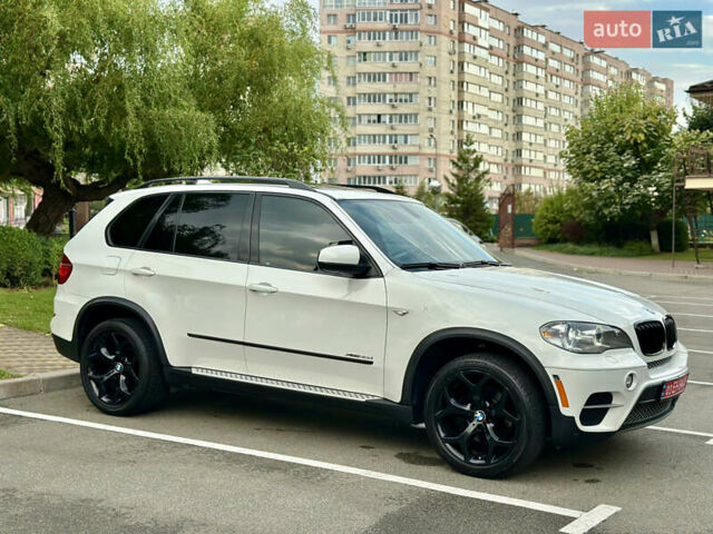 Белый БМВ Х5, объемом двигателя 3 л и пробегом 214 тыс. км за 18499 $, фото 5 на Automoto.ua