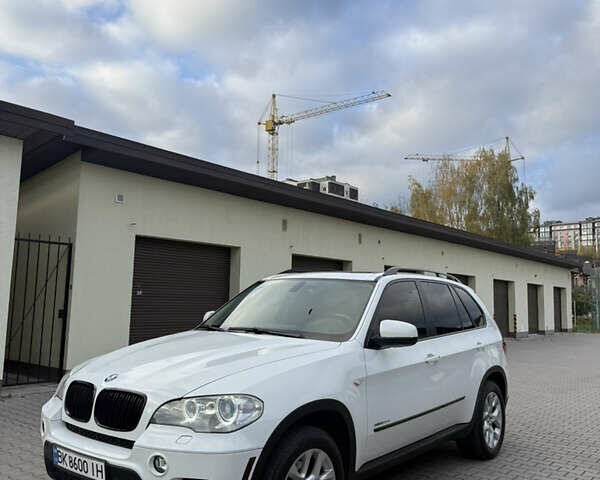 Белый БМВ Х5, объемом двигателя 2.99 л и пробегом 259 тыс. км за 16500 $, фото 25 на Automoto.ua