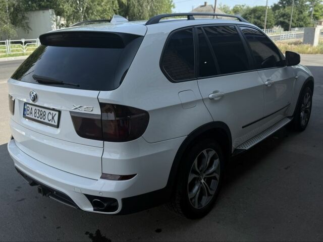 Белый БМВ Х5, объемом двигателя 3 л и пробегом 294 тыс. км за 15200 $, фото 1 на Automoto.ua