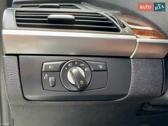 Белый БМВ Х5, объемом двигателя 3 л и пробегом 214 тыс. км за 18499 $, фото 50 на Automoto.ua