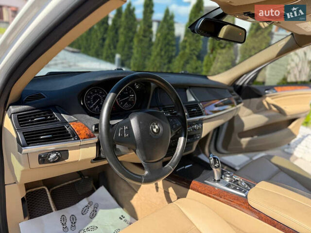 Белый БМВ Х5, объемом двигателя 3 л и пробегом 231 тыс. км за 11999 $, фото 25 на Automoto.ua