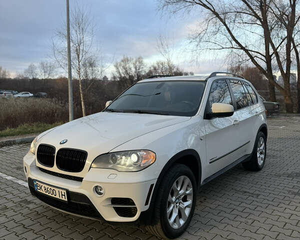 Белый БМВ Х5, объемом двигателя 2.99 л и пробегом 259 тыс. км за 16400 $, фото 24 на Automoto.ua